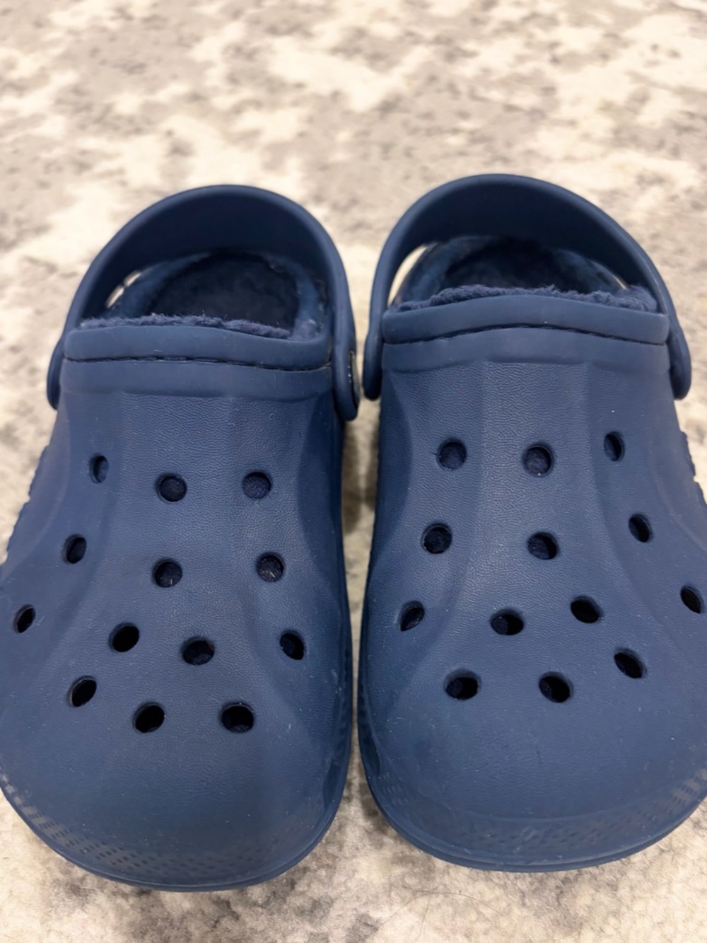 CROCS Classic Lined Clog in Navy Blue size 11